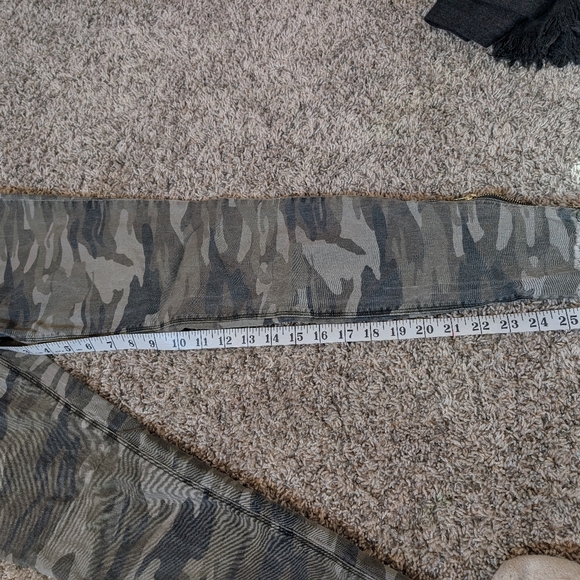 Express Camo Pants - Picture 7 of 8